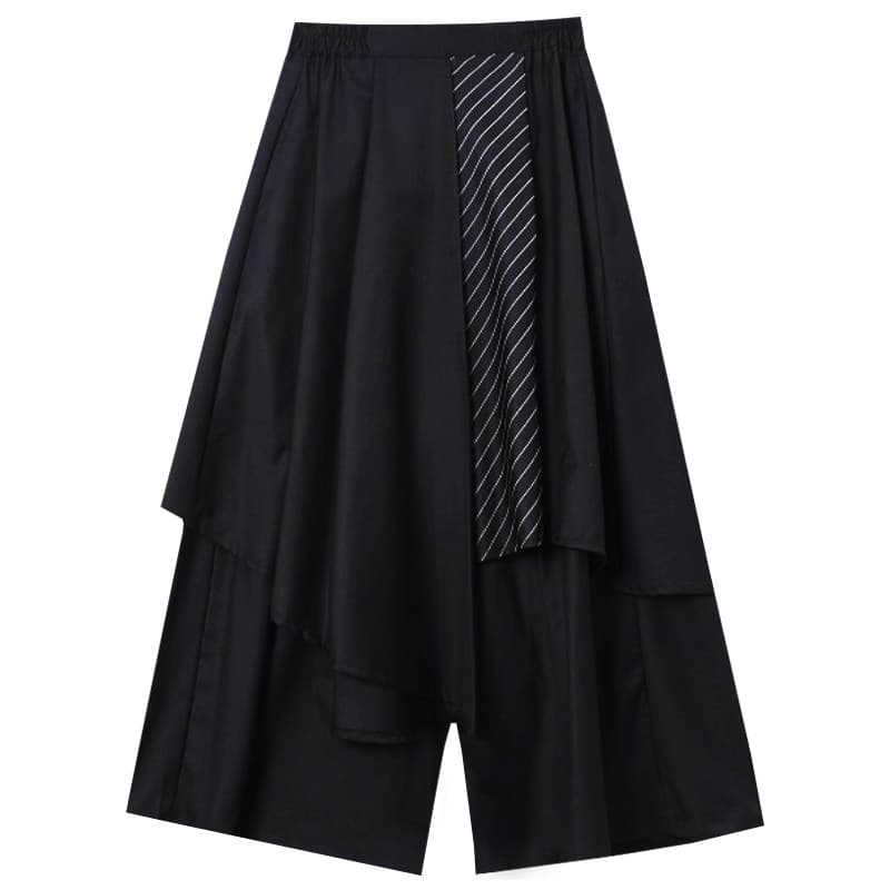 黒ファッション 斜めストライプ柄布付きレイヤード風ワイドパンツ