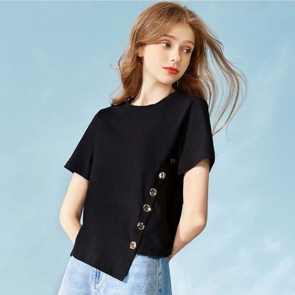 黒ファッション サイドボタン付き斜めカットデザイン半袖トップス