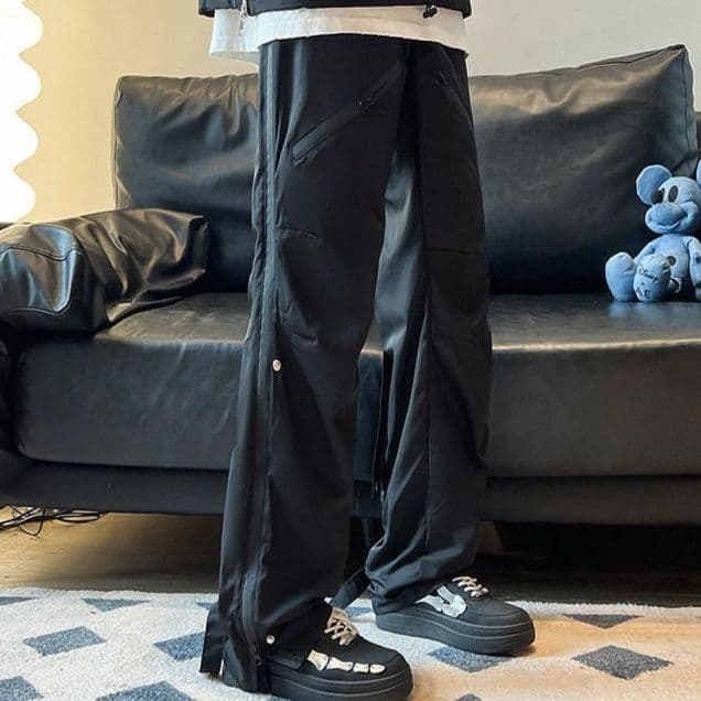 黒ファッション ゆったりワイドシルエットカーゴポケットパンツ