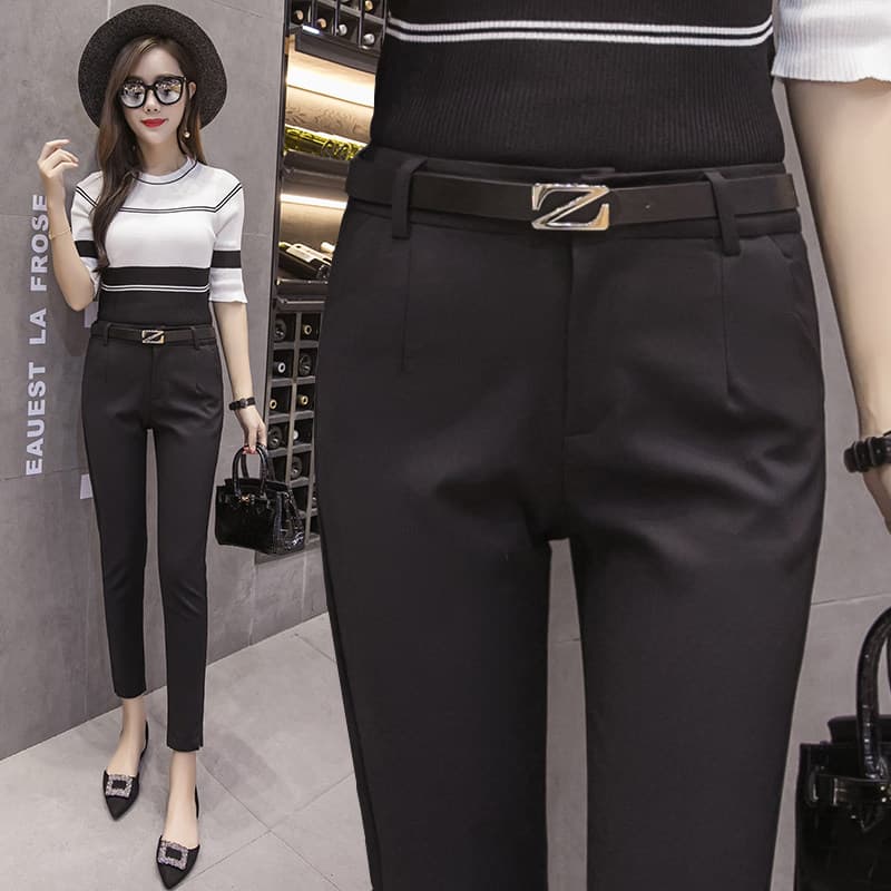 黒ファッション 美脚魅せセンタープレステーパードパンツ