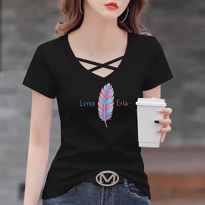 黒ファッション フェザープリントクロスネックデザイン半袖Tシャツ