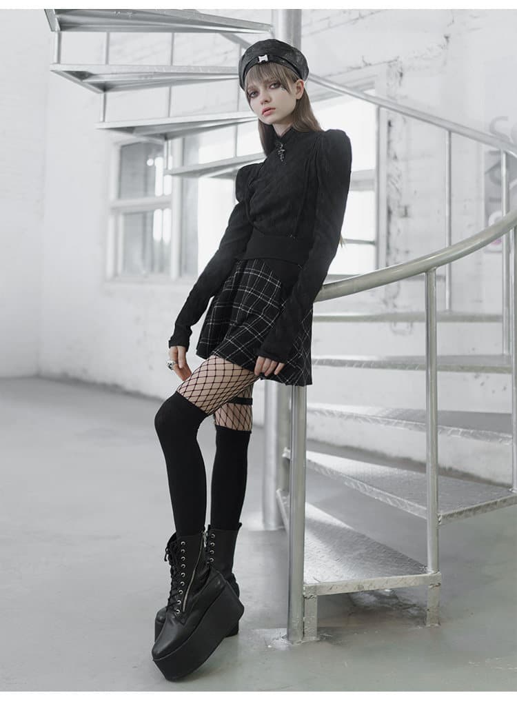 黒ファッション 立体シワ加工ハイネック長袖トップス